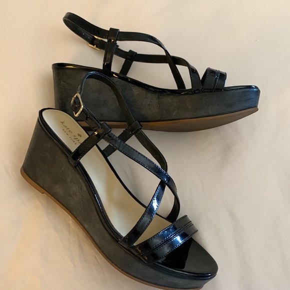 Kate Spade black strappy patent wedges - Picture 3 of 7